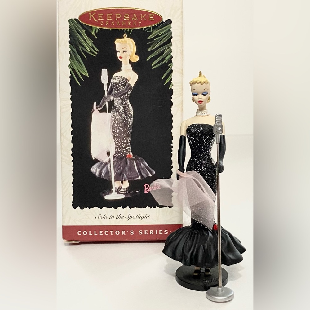 🌹🍃New In Box ~ 1995 Hallmark Keepsake “Solo in the Spotlight” Barbie Ornament🍃🌹